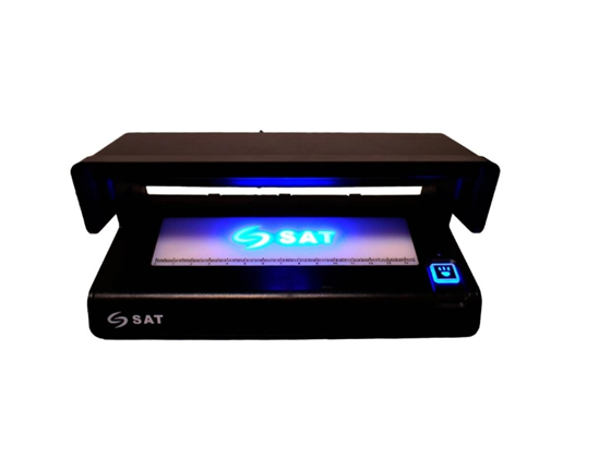 DETECTOR MANUAL DE BILLETES FALSOS. DETECTA BILLETES, CHEQUES Y DOCUMENTOS. FUNCIONES DE DETECCIÓN: ULTRAVIOLETA (UV) Y MARCA DE AGUA (WM). INTERFAZ USB Y MICRO USB. DISEÑO COMPACTO Y ELEGANTE EN COLOR NEGRO. COMPATIBLE CON CUALQUIER MONEDA O DOCUMENTO, INCLUYENDO TARJETAS DE CRÉDITO.